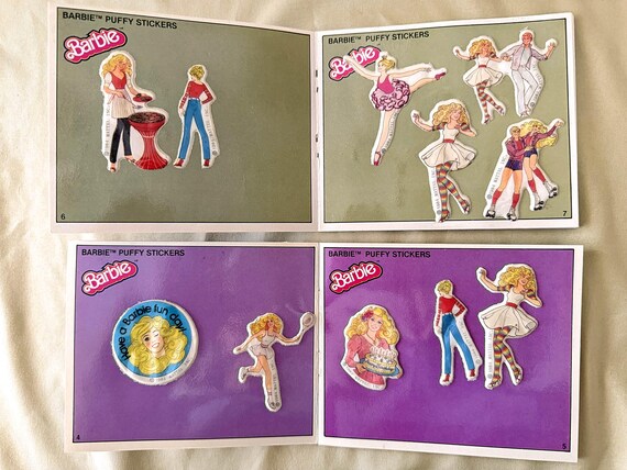 Papier peint Doodle par Barbie™ - Rose