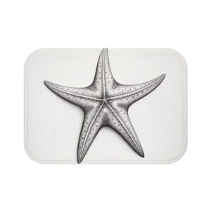 Starfish Bath Mat - Coastal Bathroom Decor, Nautical Rug, Ocean Beach House, Seashell Home Accents, Beach Theme Floor Mat
