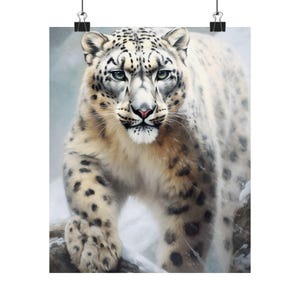 Schnee Leopard Vertikaler Poster-Druck, Wand-Kunst-Dekor matt, Anmutiger Leopard-Kunstdruck, Katzenliebhaber