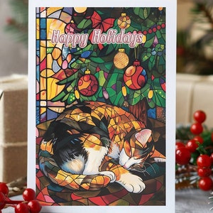 Tarjeta navideña con diseño de gato calicó en vitral: Felices fiestas. Disponible sola o en paquete de 12. *Mensaje interno personalizado o en blanco.