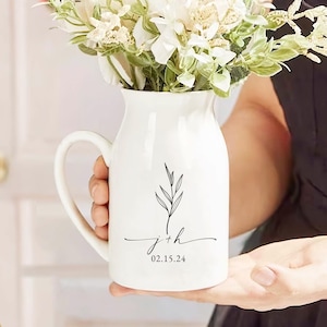Custom Wedding Vase Gift, Personalised Engagement Gift, Wedding Gifts for Couple, Wedding Flower Vase, Engaged Gift, Bridal Shower Gifts