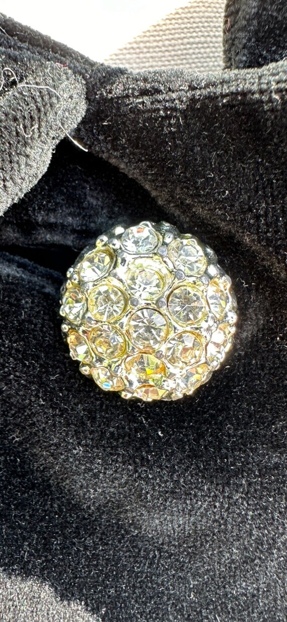 Vintage 1950's 1960's Black Velvet Cape - image 5