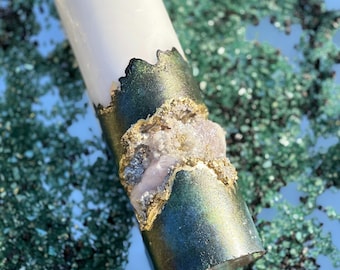 Shiny crystal geode candle, luxury modern home decor. Concrete candle gift. Housewarming, Christmas gift.