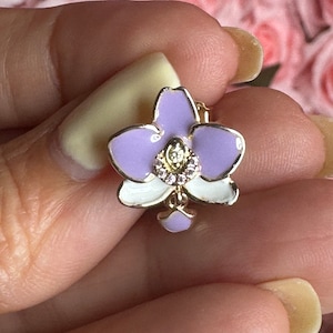Purple Orchid Phalaenopsis Orchid Stud Earrings –Inspired by my “Cutie” flower • Orchid Flower Earrings •  Joyería de Orquídeas