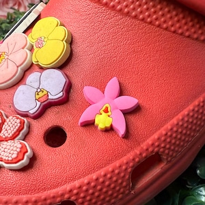 Flower Croc Charms • Croc  Buttons • Croc Shoe Accessories • Cattleya Pink Orchid Flower Charm for Shoes: Gift for Her