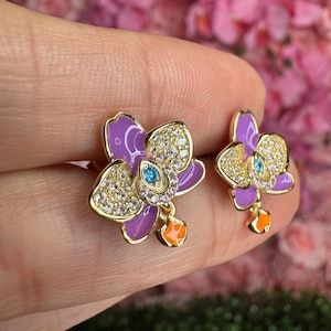 Purple Orchid Stud Earrings –Inspired by my “Cutie” flower :Novelty Phalaenopsis Orchid Flower Earrings • Joyería de Orquídeas