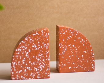 Serre-livres en terre cuite faits main en terrazzo : décoration minimaliste moderne, lot de 2