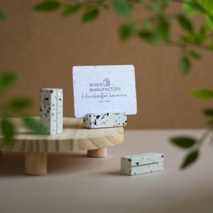 Conjunto de 3 suportes de exposição de terrazzo – perfeitos para fotos, etiquetas de preço, convites, etiquetas de nome de mesa – suportes para casamentos, eventos, decoração de escritório