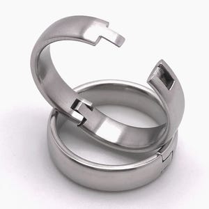 Men&#39;s Wedding Ring With Hinge Cobalt Chrome 6mm Wide Satin Brushed Finish