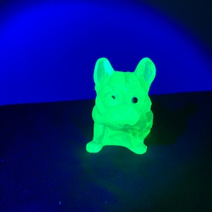 Vintage Westmoreland Uranium Yellow Vaseline Glass Bulldog Figurine