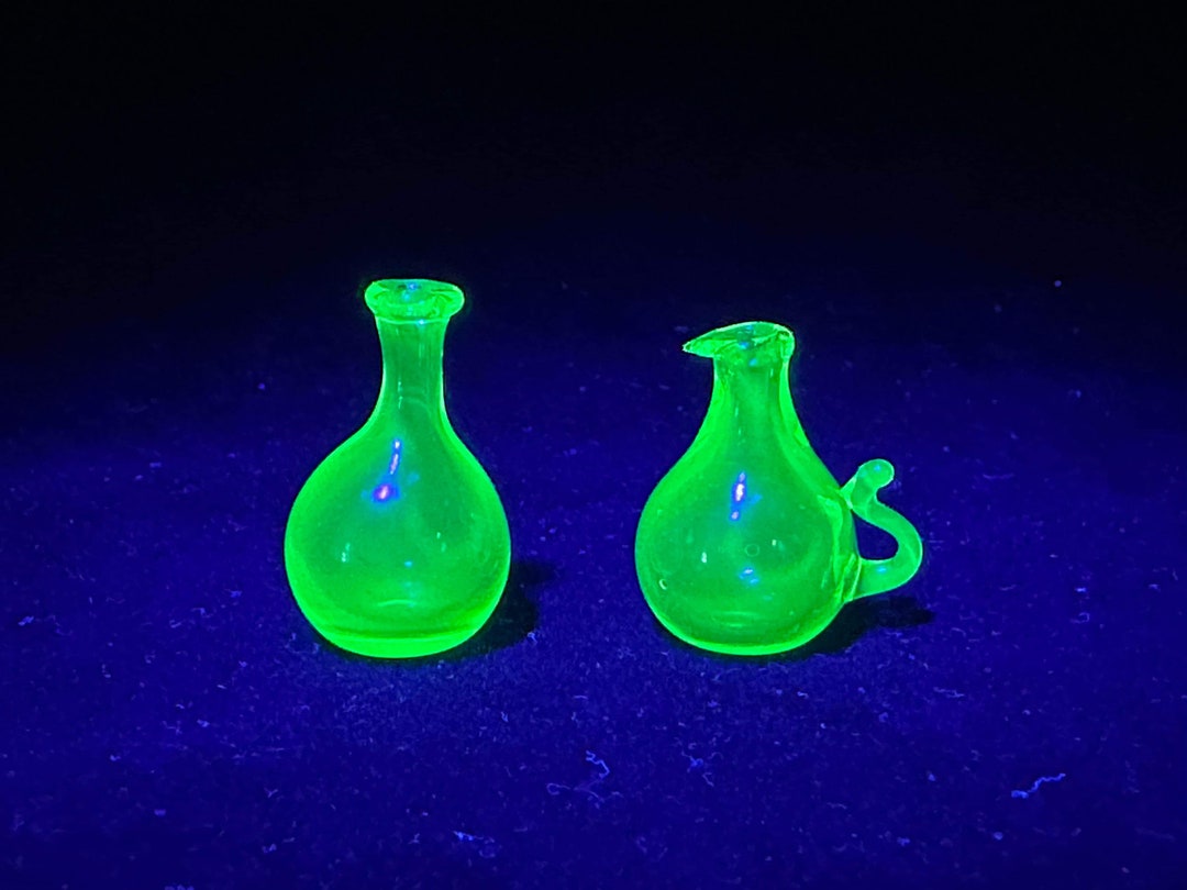 Uranium Vaseline Mini Cruets set Etsy