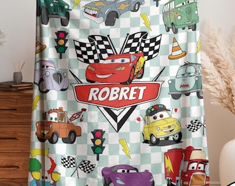 Spersonalizowany kocyk z postacią Disneya Auta, spersonalizowany kocyk dla dziecka z imieniem Zygzak McQueen, prezent na baby shower, wystrój domu Disneya, spersonalizowane Auta