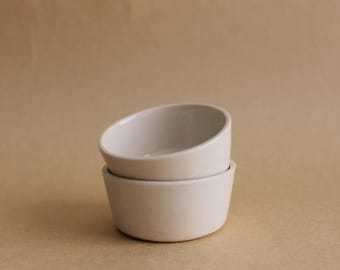 Sauce pot, Sauce bowl, Small bowl, Dip bowl, Trinket dish, Sauce cups, Small ceramic dish, Small ceramic bowl, Ramekin, Tiny bowl