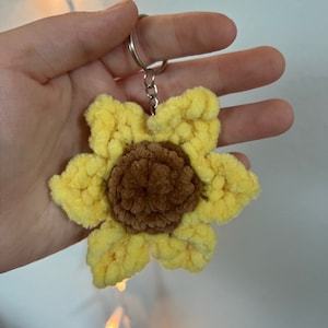 Crochet Mini Sunflower Keychain - Customizable