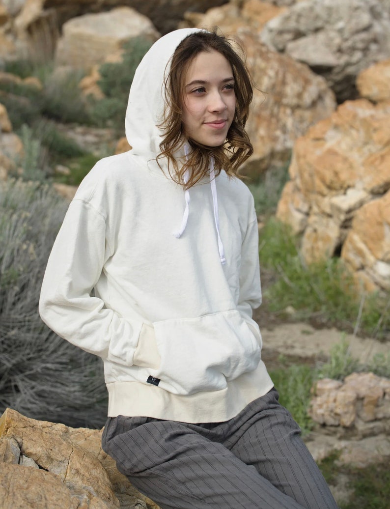 Women's Hemp & Organic Cotton Hoodie image 4