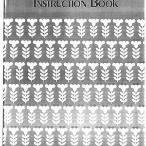 Puede incluir: Folleto de instrucciones en blanco y negro para el LK100 con un patrón repetitivo de flores blancas estilizadas sobre un fondo gris.