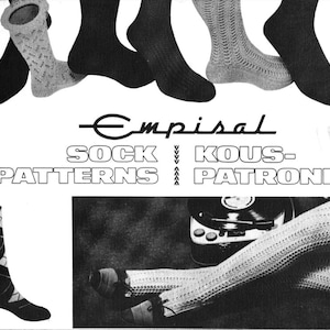 Può includere: Immagine in bianco e nero di un libro di modelli di maglia vintage con il titolo "Empisal Sock Patterns Kous-Patrone". Il libro presenta immagini di diversi tipi di calze.