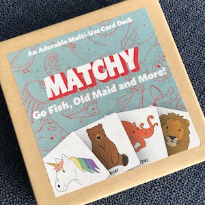 A-Z Animals Go-Fish | Jogo de cartas estilo memória | para crianças em idade pré-escolar e crianças** Ótimo para meias de Natal** | idades de 2 a 102