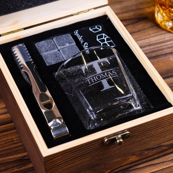 Personalisierte Whisky-Glas-Set mit Holzkiste, Trauzeugen Geschenk, Trauzeuge Geschenk, Trauzeuge-Vorschlag, Freundgeschenk, Geschenke für Männer