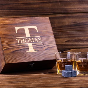 Personalized Whiskey Glass Set with Wooden Box, Groomsmen Gift, Best Man Gift, Groomsman Proposal, Boyfriend Gift, Gifts for Men Set B ( 2 Glasses )