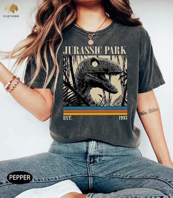Retro Vintage Dinosaur Velociraptor T-Shirt Retro Vintage Dinosaur Velociraptor T-Shirt