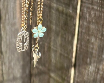 Super cute adjustable chain necklaces! Cactus, Steer, Flower