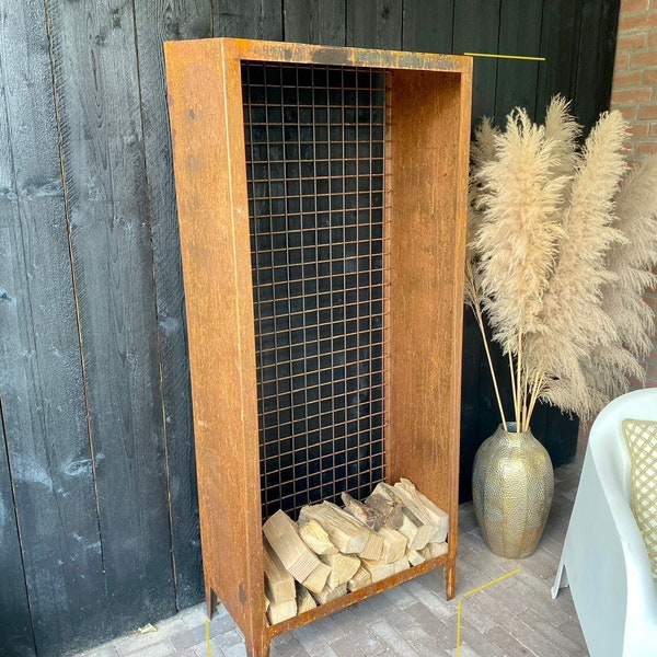 Holzlager, Brennholzlagerregal – Handgefertigt aus Cortenstahl