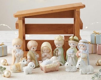 Vintage muzikaal porselein Sweet Face kerststal 11 figuren speelt stille nacht