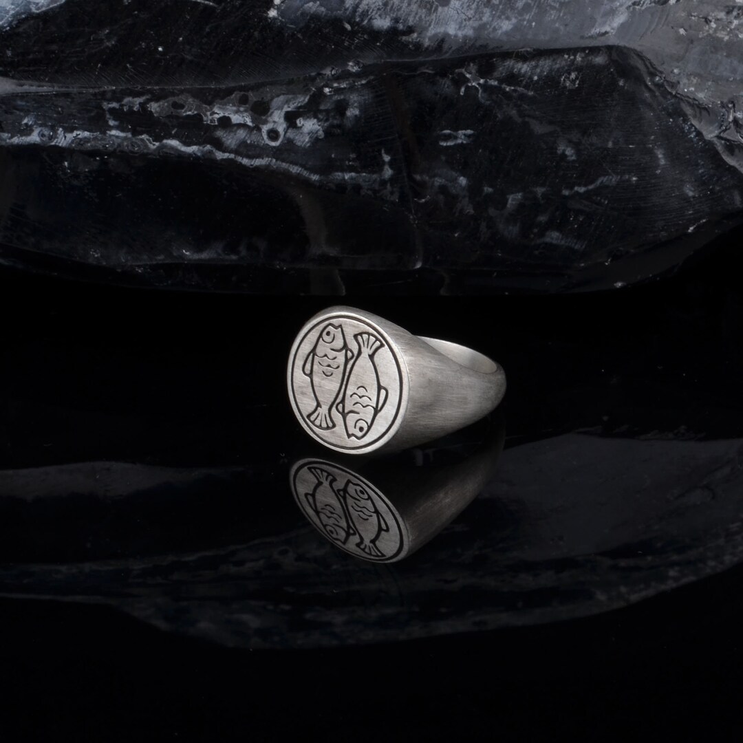 Silver Horoscope Rings Pisces Pinky Signet Ring for Men in Silver, Oxidized Zodiac Signet Ring ...