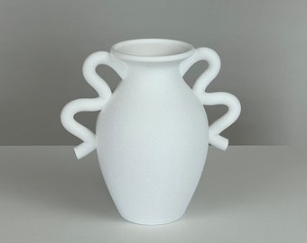 Medusa Table Vase in Snow White | Minimalist Home Decor | 3D Printed | Australian Made | Dry Flower Vase | Housewarming Gift