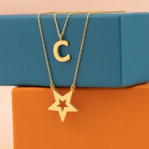 Estrella con collar inicial - Collar de estrella de letra delicada - Colgantes de estrella - Colgante minimalista - Collar doble - Regalo para ella