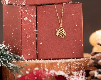 Christmas Glove Necklace - Winter Glove Necklace - Winter Jewellery - Snow Glove Necklace - Dainty Necklace - Minimalist Necklace