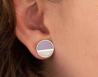 Zweifarbige runde Einfädler-Ohrringe – kreisförmige Ohrringe – geometrische Emaille-Ohrringe – zierliche Ohrringe – Geschenk für Mutter – Geschenk für Sie