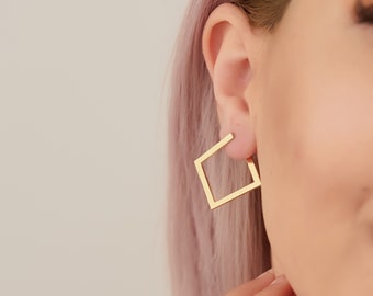 Créoles carrées - Cadeau de Noël - Boucles d'oreilles géométriques - Boucle d'oreille Huggie - Boucles d'oreilles de tous les jours - Boucles d'oreilles modernes - Boucles d'oreilles carrées