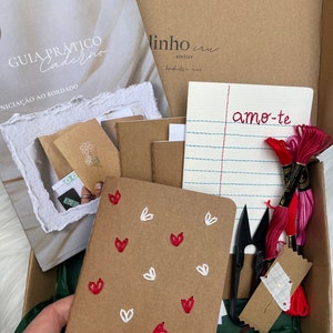 Postal bordada personalizada / Kit de papel kraft para bordar de bricolaje / Kit de inicio para bordar de bricolaje / Te amo / Hilos de bayas