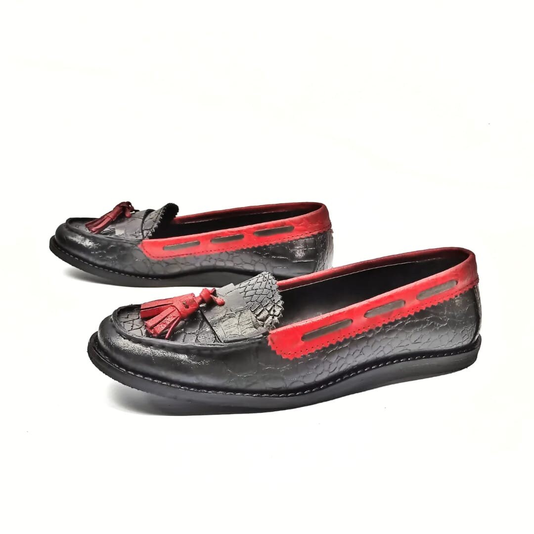 flat leather loafers womens