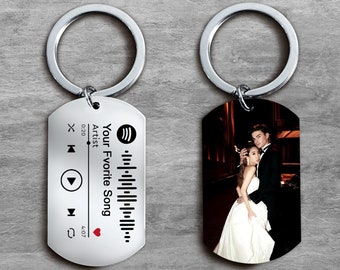 Custom Music Song Keyring, Spotify Code Keyring, Awesome Gift Ideas, Anniversary Gift, Valentine's Day gift, Gift for Him/Her, Song Keyring