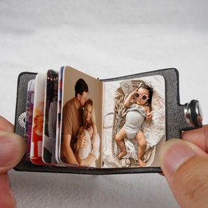Personalized Photo Album Keyring - Gift for Boyfriend, gift for girlfriend , gift for couple, birthday gift, photo keychain, Chirstmas gift