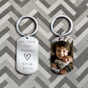 Custom Mother‘s Picture Keychain, Personalized Picture Keychain, We Love You Mommy keyring, Photo Gifts For Mom, Mother&#39;s Day Gifts