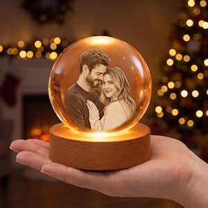 Illuminated ball