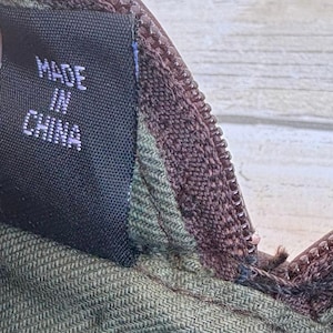 Bolso mini Brighton One World, tipo cubo, bandolera de piel trenzada marrón, estilo bohemio imagen 14