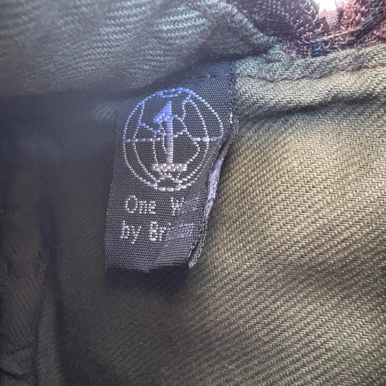 Bolso mini Brighton One World, tipo cubo, bandolera de piel trenzada marrón, estilo bohemio imagen 13