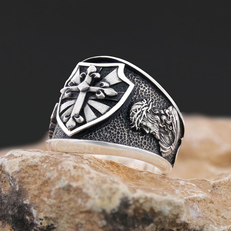 CrestRing - Etsy