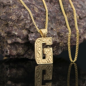 Colar inicial com pingente G, pingente com letra G, colar personalizado com letra G, colar personalizado, pingente com nome prateado