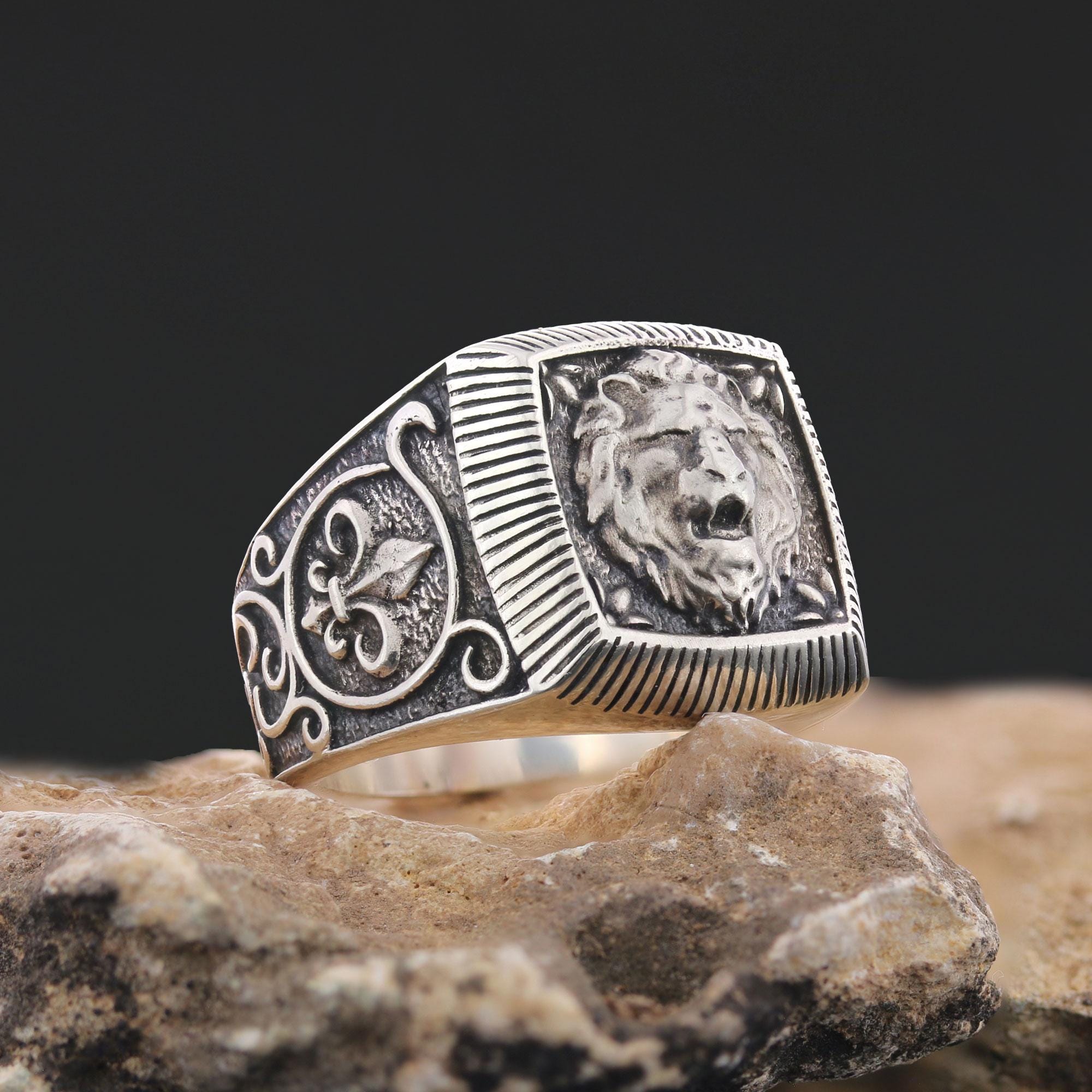 Sterling Silver Lion Ring, Men's Lion Wedding Band, Celtic Lion