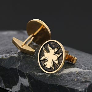 Kruzifix Silber Manschettenknöpfe, vergoldetes Silber Christian Kreuz Manschettenknöpfe, Silber Oval Kruzifix Manschettenknöpfe, minimalistischer religiöser Schmuck