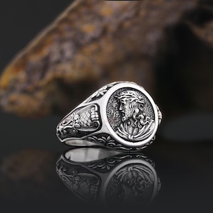 Jesus Motif Ring, Messiah Vintage Ring, Christ Ring, Silver Religious Ring, Gold Plated Jesus Jewelry, Christian Signet Ring, 3D Jesus Ring