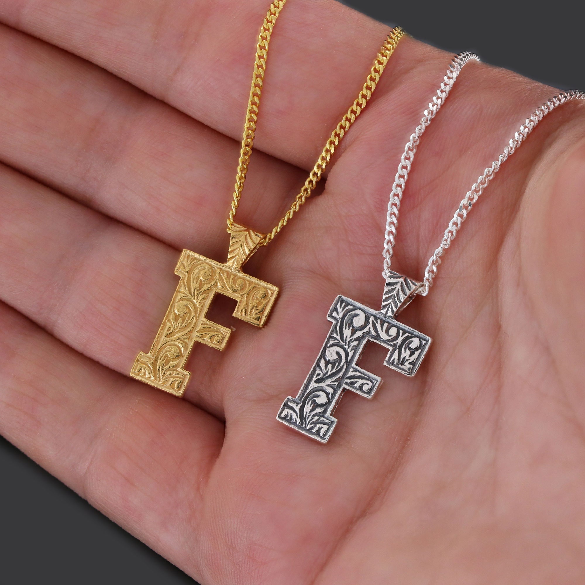 Collana con ciondolo lettera GFM Hip Hop uomo donna
