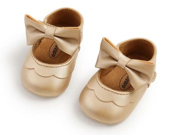 Willow bow shoes in Gold