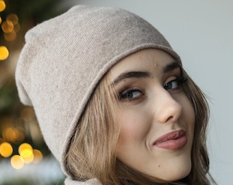 One size Ready to ship - beanie made from cashmere wool perfect  gift for her/ him, unisex knit cashmere hat, warm winter beanie in Taupe